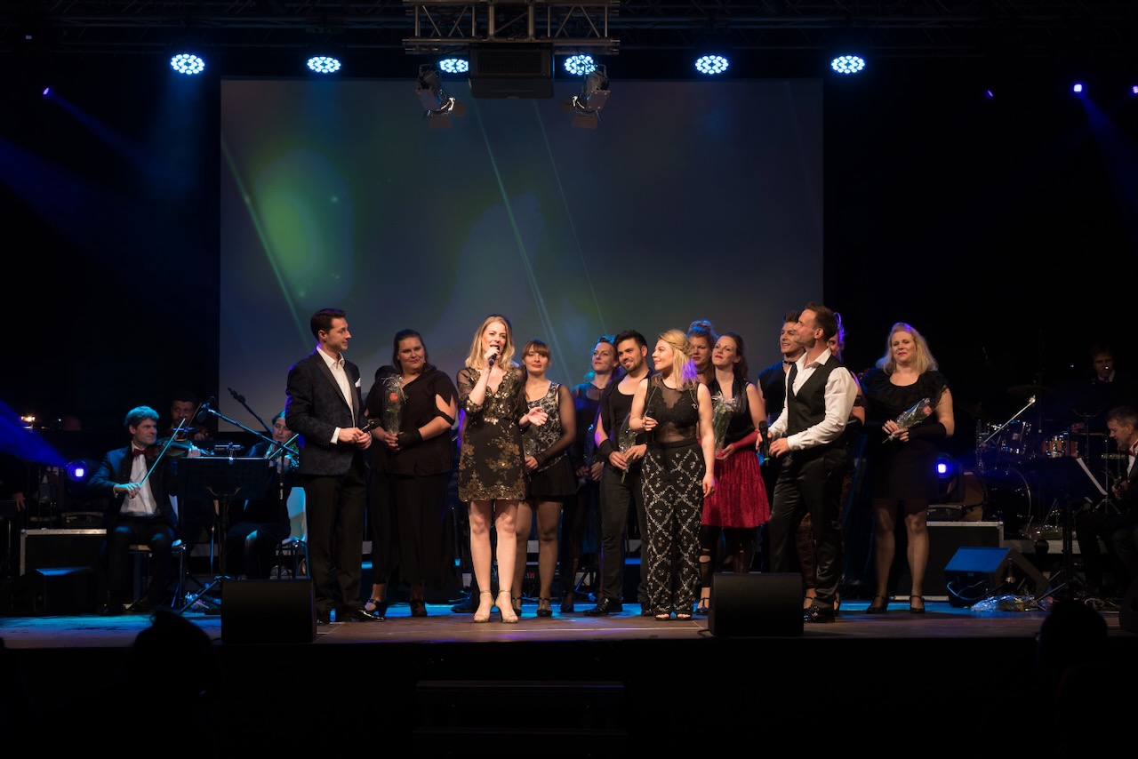 777 Jahr Feier   Stars unter Sternen   15